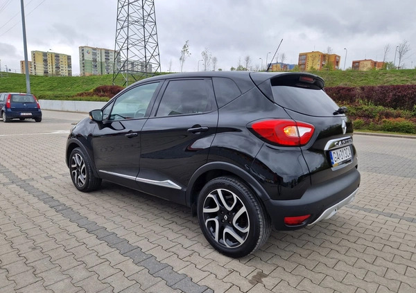 Renault Captur cena 49600 przebieg: 104831, rok produkcji 2015 z Gdańsk małe 781